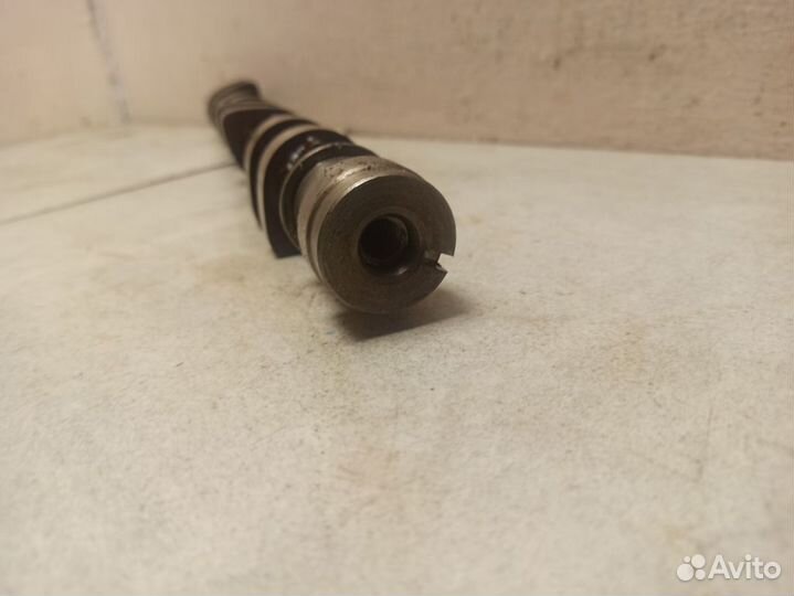 Распредвал впускной