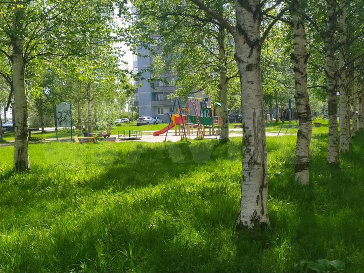 2-к. квартира, 46 м², 1/9 эт.