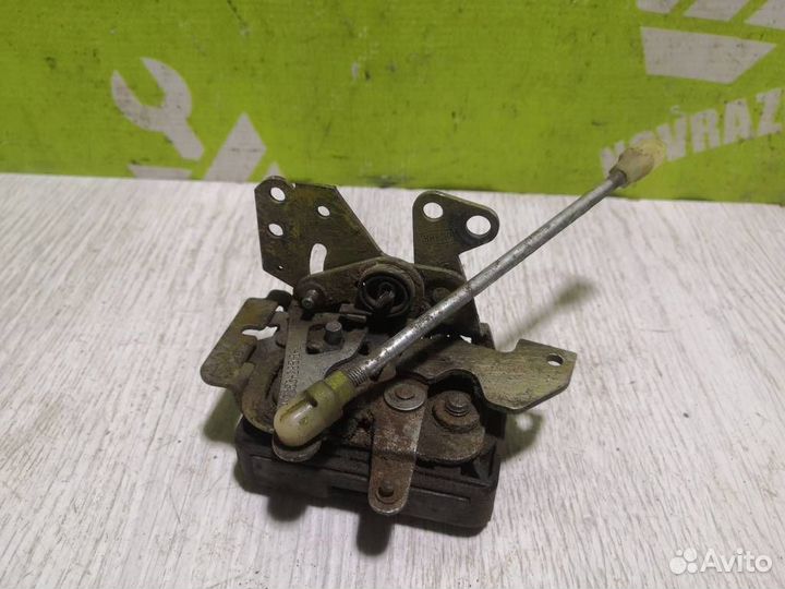Замок двери передней левой Шкода Фелиция