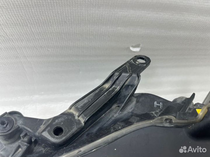 Фара адаптивная передняя левая Toyota Camry V55