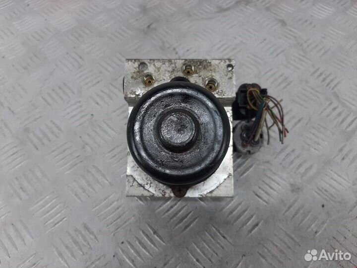 Блок ABS Lexus RX 1999 4451043010