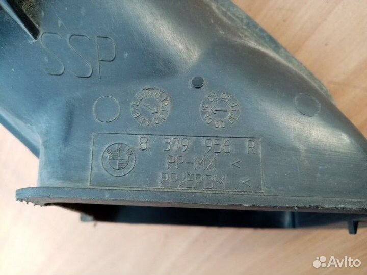 Воздуховод передний правый Bmw 7-Series E65 3.6