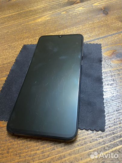 Xiaomi Mi 9, 6/64 ГБ