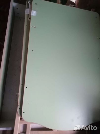 Детская кровать с маятником и ящиком