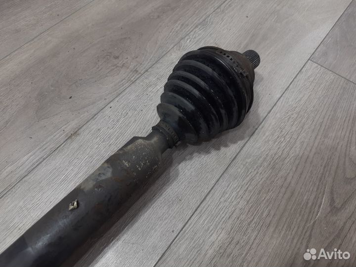 Правый привод в сборе для 1.4 CHP Skoda Octavia A7