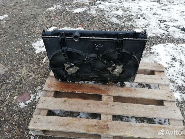 Радиатор Nissan murano 50