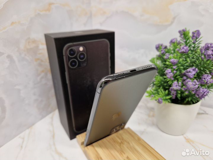 iPhone 11 Pro, 64 ГБ
