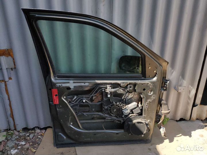 Дверь передния левая на Opel Sintra