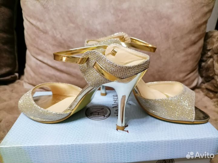 Босоножки женские 37 размер на каблуке