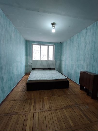 3-к. квартира, 75 м², 2/5 эт.