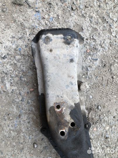 Балка передняя toyota carina AT210