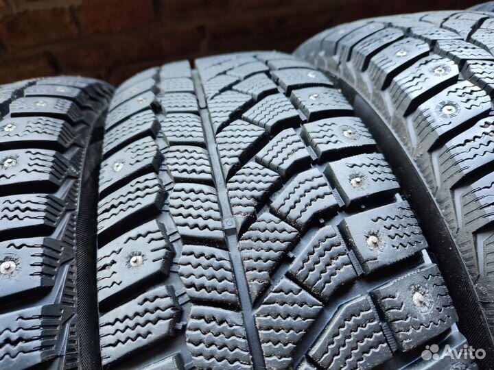 Viatti Brina Nordico V-522 185/70 R14