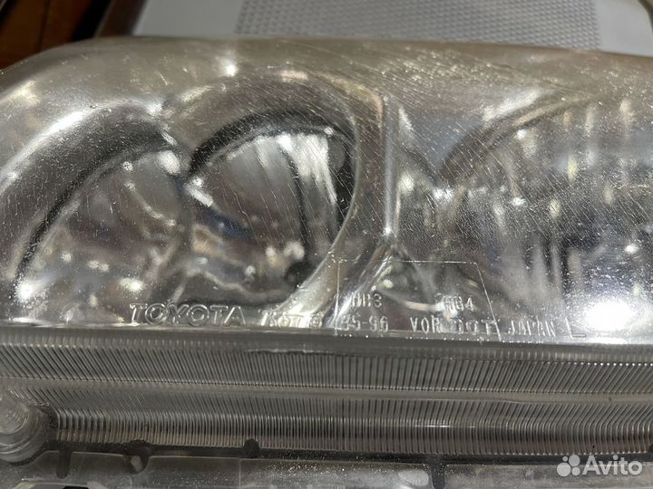 Передняя фара 4Runner