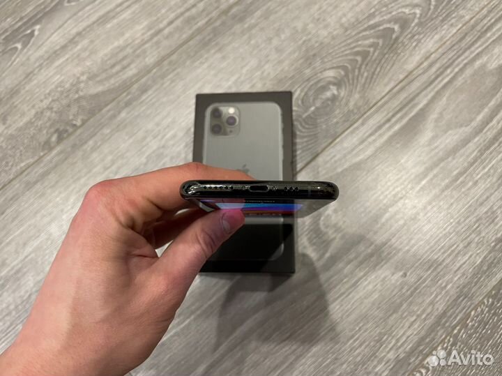 iPhone 11 Pro, 64 ГБ
