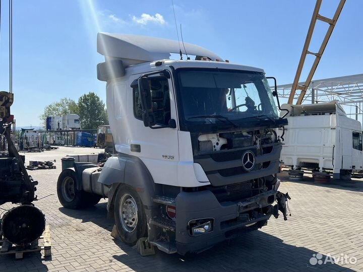 Рама с документами 2011 года Mercedes-Benz Axor