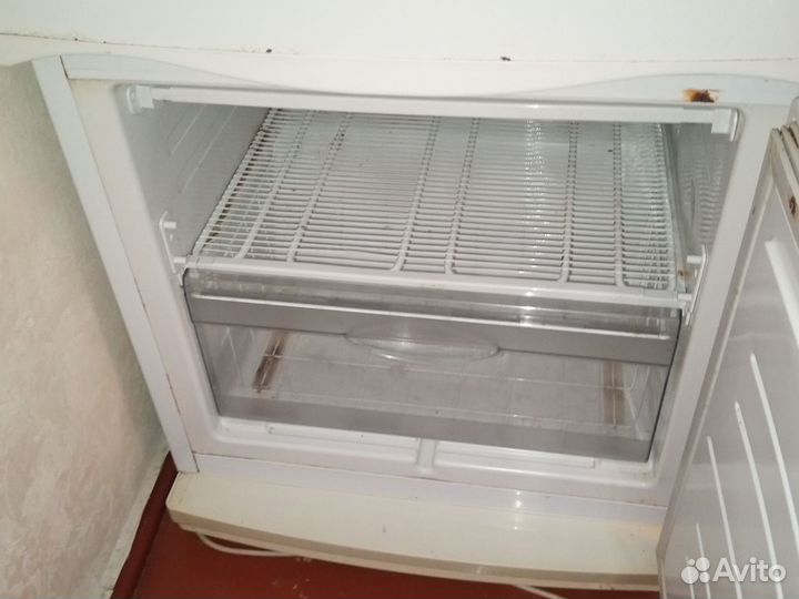 Холодильник атлант бу