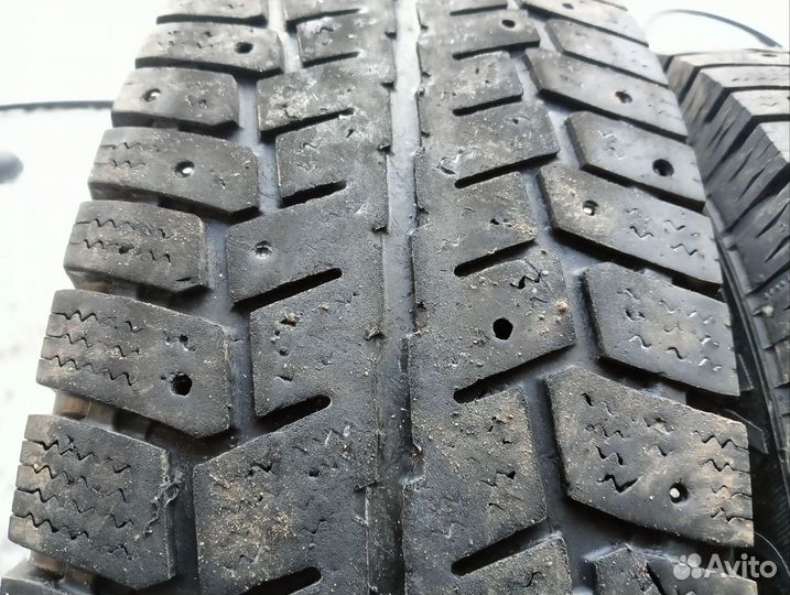 Matador MPS 500 Sibir Ice Van 215/75 R16C