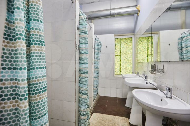 Комната 14 м² в 4-к., 1/12 эт.