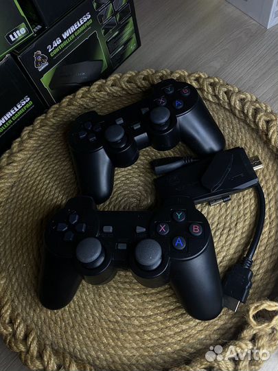 Игровая приставка Game Stick 4K 64GB