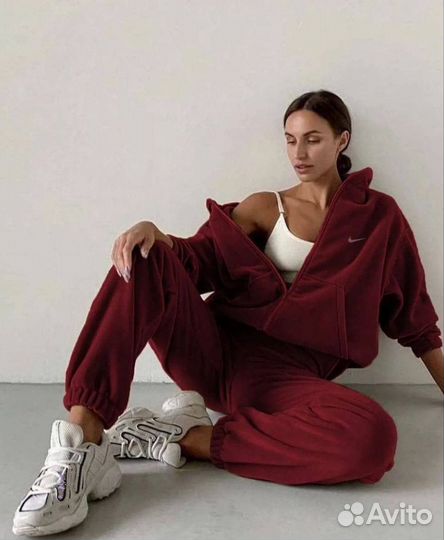 Спортивный костюм женский nike