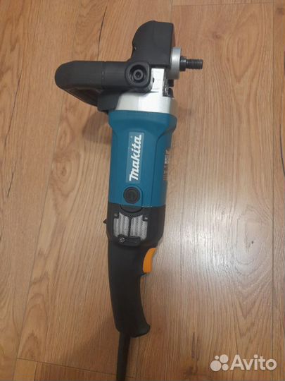 Полировальная шлифмашина Makita 9237CB