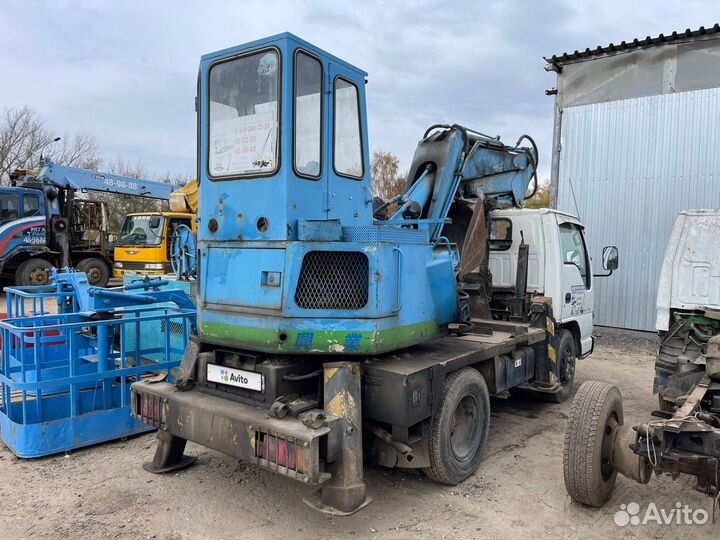 Колёсный экскаватор Aichi B301, 1997