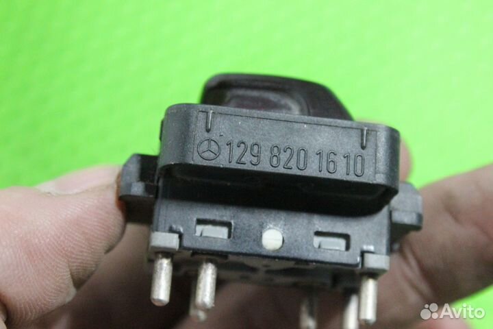 Выключатель складной крыши Mercedes SLK-Class R170