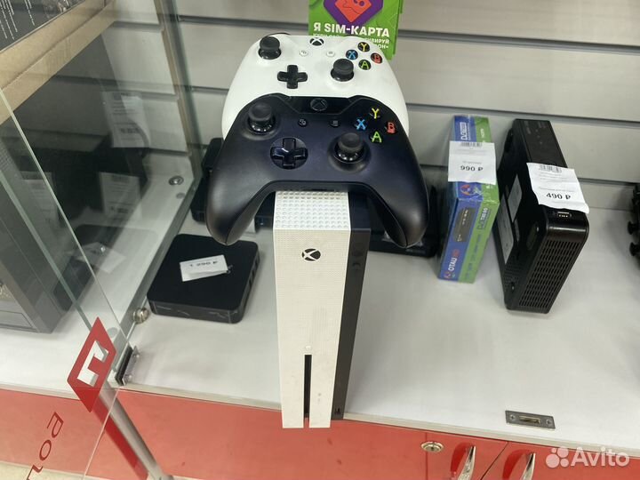Приставка Xbox One S 500gb