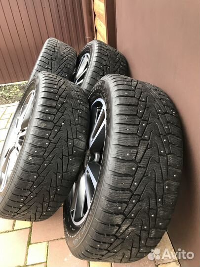 Продам зимнюю резину Nokian Tyres с дисками