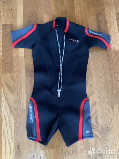 Гидрокостюм