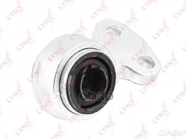 Сайлентблок задний R (с кронштейном) / Рычаг ни