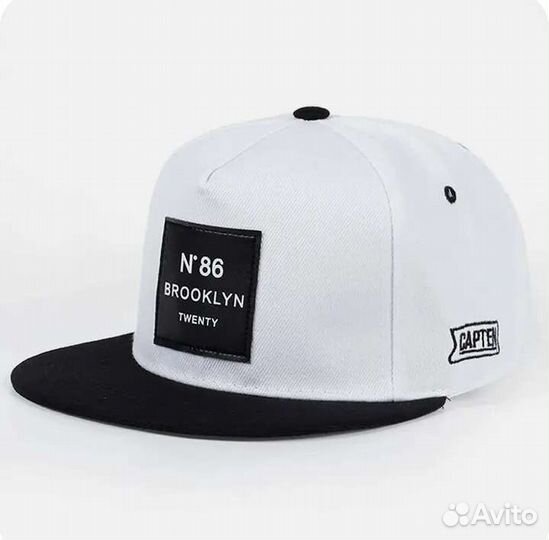 Бейсболка снэпбэк Brooklyn Twenty новая