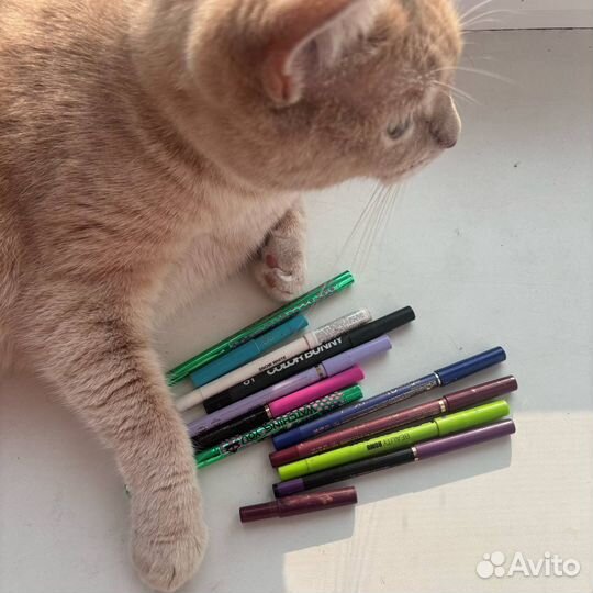 Карандаши для глаз