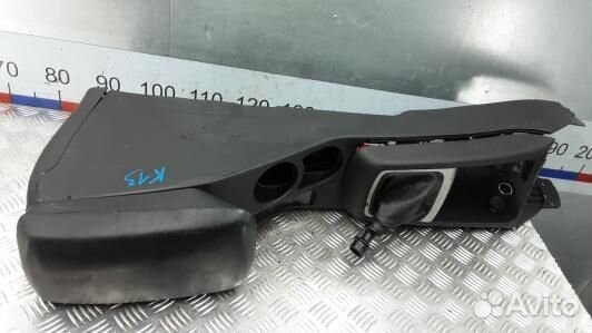 Подлокотник центральный KIA CEE'D 1 (1KK13IX01)