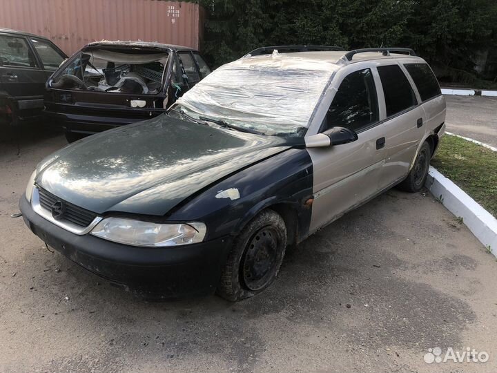 Запчасти на Opel Vectra b универсал