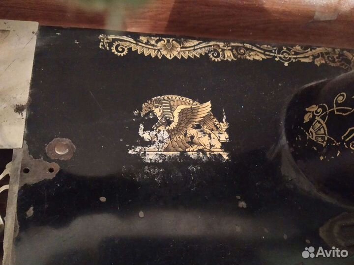 Швейная машинка Зингер