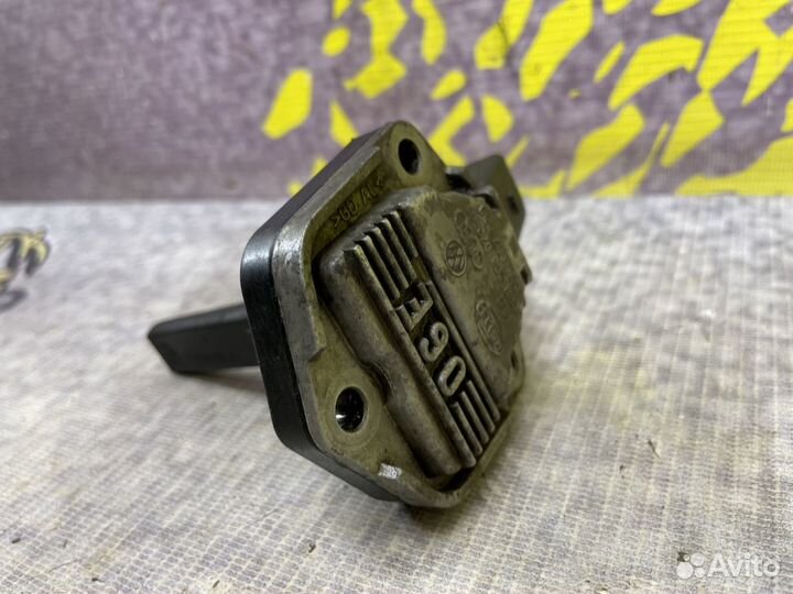 Датчик уровня масла Audi Q7 Ауди Туарег