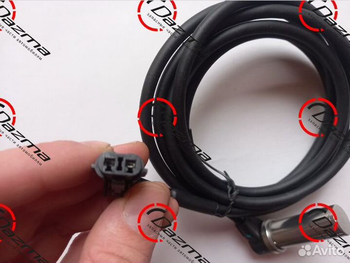 Japaco MK449526 Датчик абс задний правый (барабан)