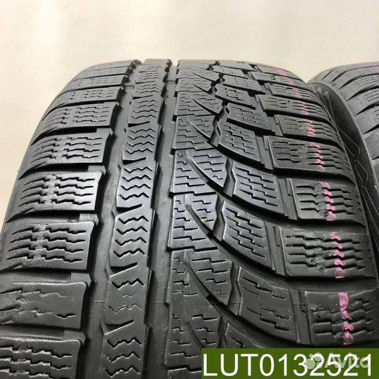 Nokian Tyres WR A4 215/40 R17 87V