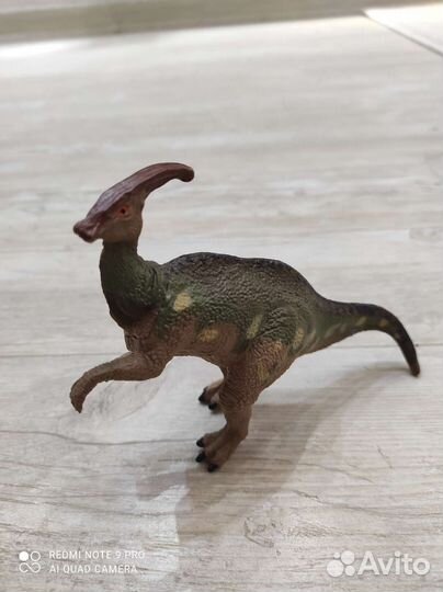 Динозавры игрушки