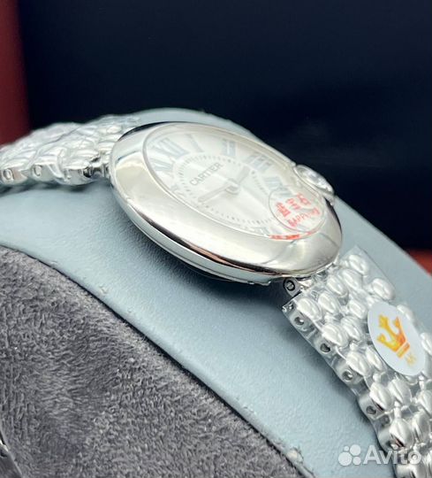 Женские часы Cartier