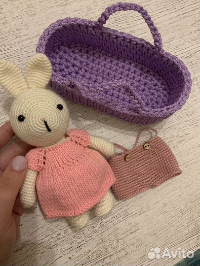 Зайка вязаный ручная работа