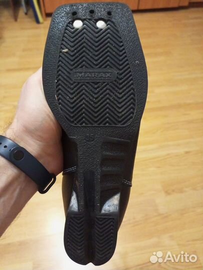 Лыжные ботинки