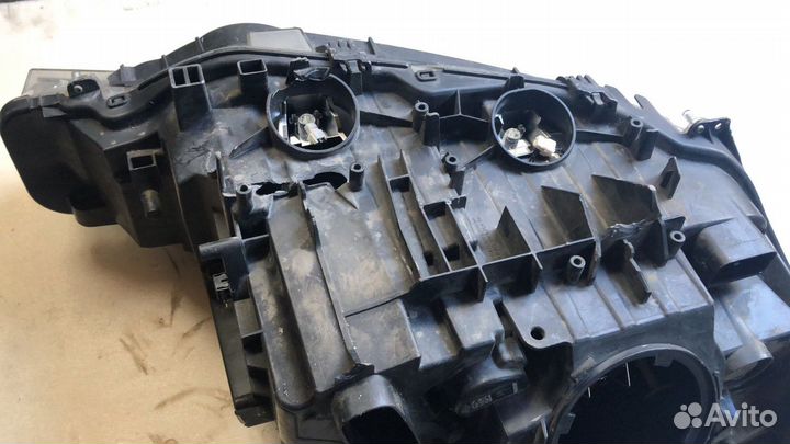 Фара передняя левая Bmw 3 Series F30