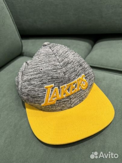 Кепка Adidas Lakers NBA