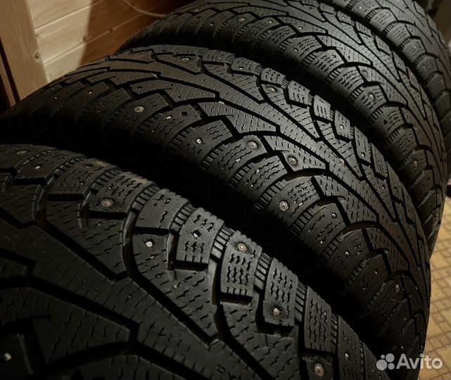 Nokian Tyres Hakkapeliitta 5 235/65 R18 107