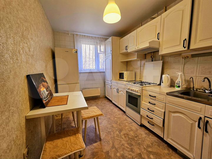 3-к. квартира, 57 м², 3/5 эт.