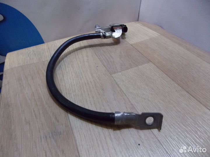 BMW M2 F20, F30 минусовая клемма