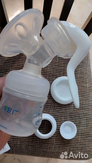 Молокоотсос avent ручной