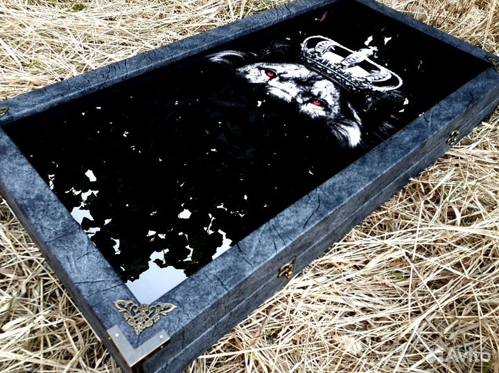 Нарды под стеклом